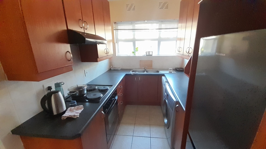 To Let 2 Bedroom Property for Rent in Rondebosch Western Cape